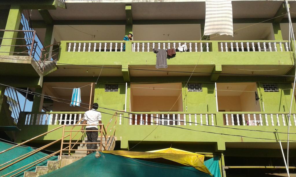 Shanti Guest House Arambol Bagian luar foto